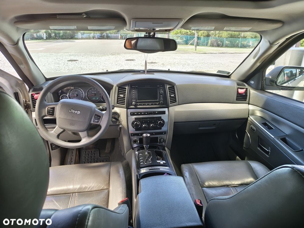 Jeep Grand Cherokee - 7