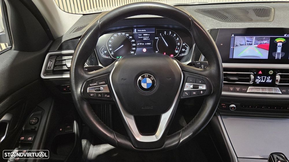 BMW 330 e Auto - 9