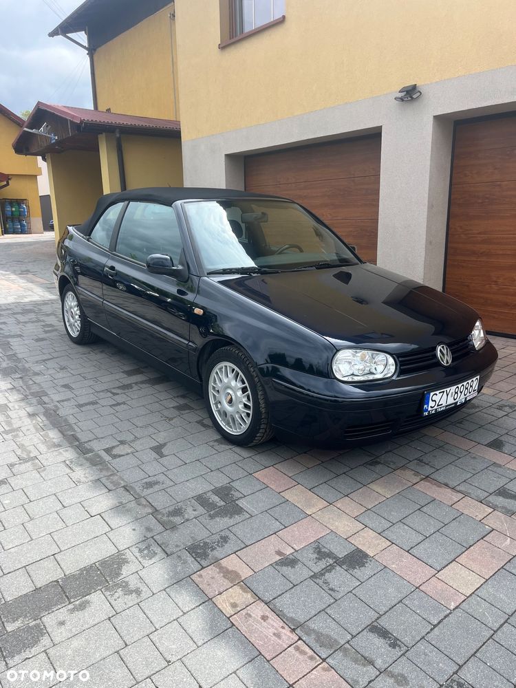 Volkswagen Golf Cabrio - 2