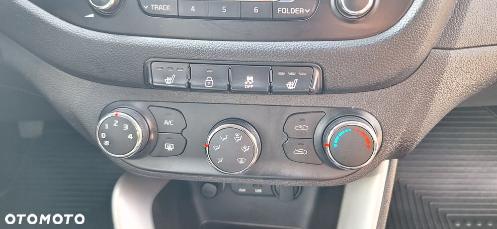 Kia Ceed Cee'd 1.6 GDI L - 14