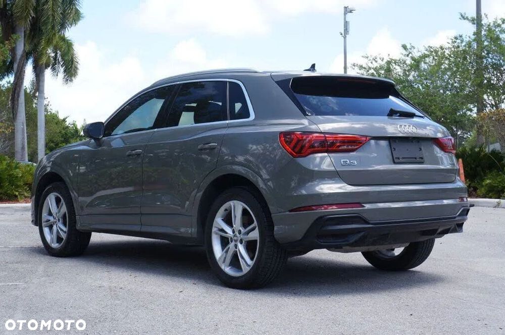 Audi Q3 45 TFSI Quattro S Line S tronic - 9