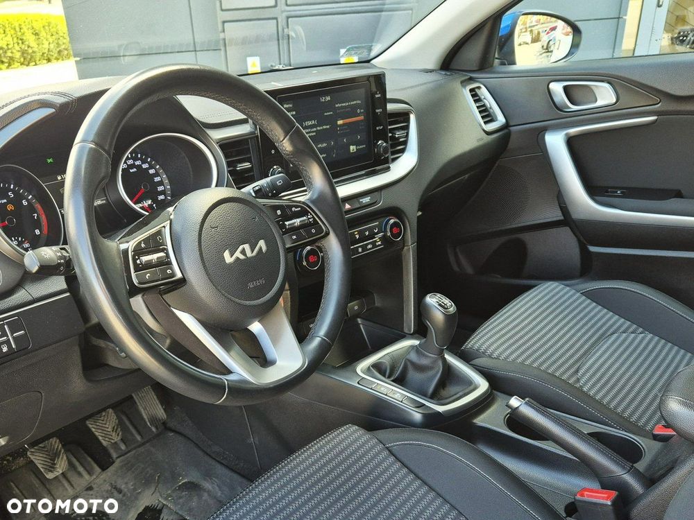 Kia XCeed 1.5 T-GDI M - 15