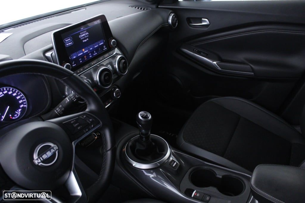 Nissan Juke 1.0 DIG-T N-Connecta NAV. - 33