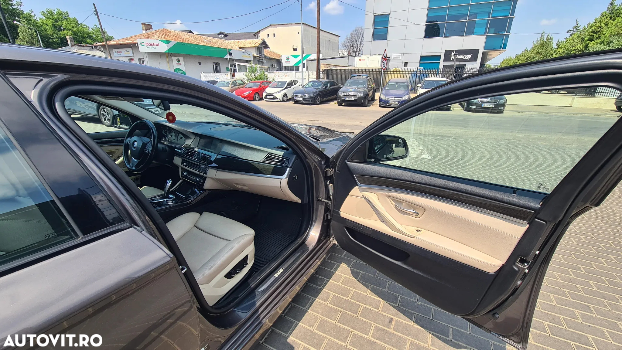 BMW Seria 5 530d xDrive - 24