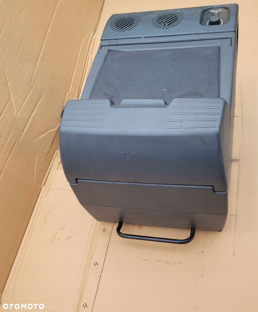 LODÓWKA / CHŁODZIARKA MAN TGS TGX TGM TGL - 3