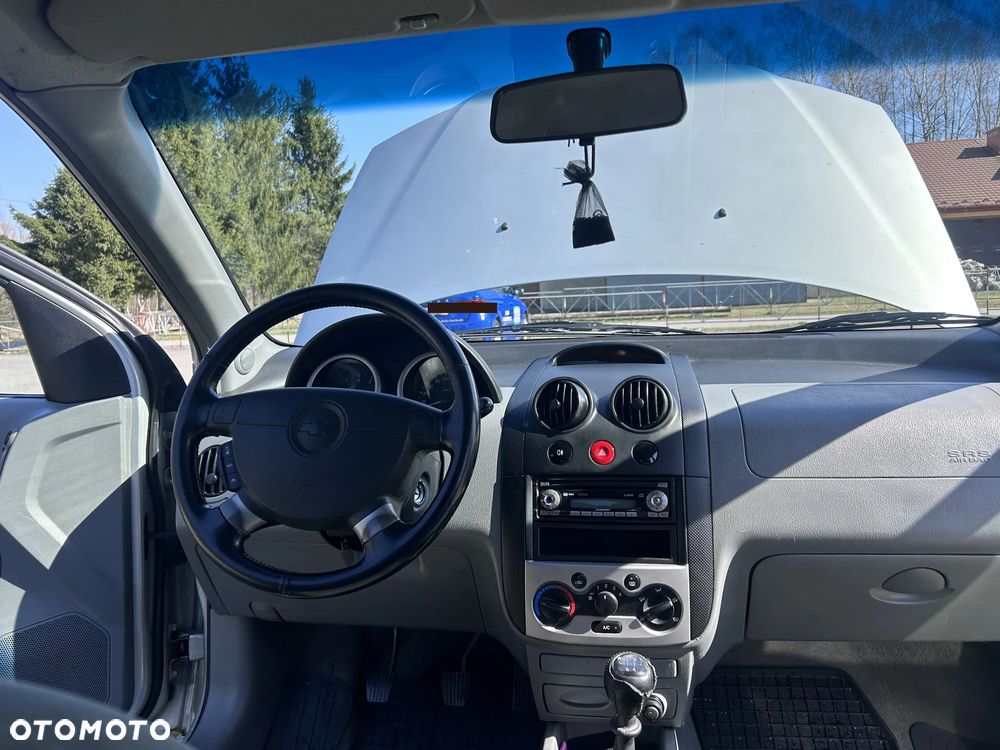 Chevrolet Kalos - 4