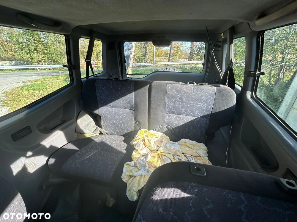 Nissan Terrano II 2.7 TDi Comfort - 5