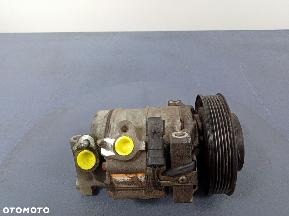 GRAND CHEROKEE WK2 3.0 CRD SPRĘŻARKA KLIMATYZACJI - 9