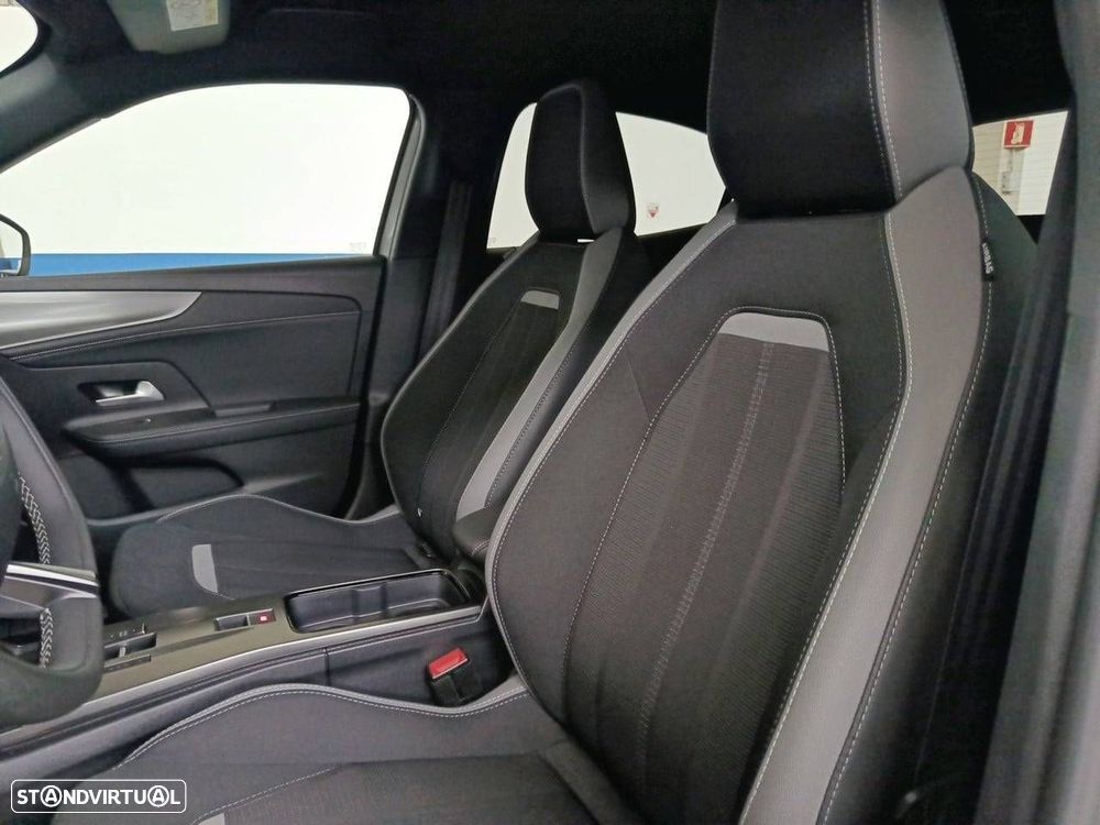 Opel Mokka 1.2 Hybrid GS eDCT - 9