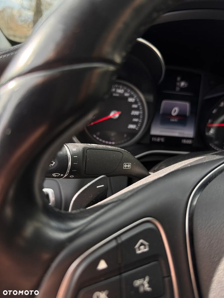 Mercedes-Benz Klasa C 180 7G-TRONIC Exclusive - 19
