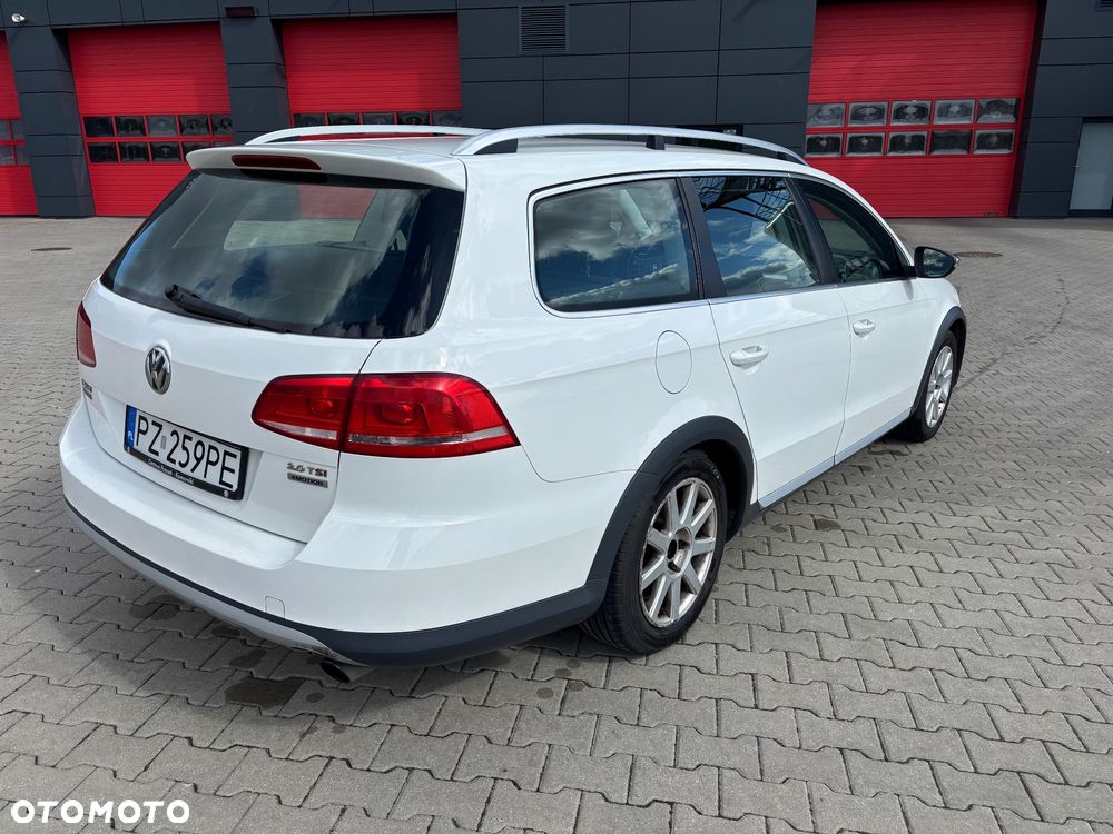 Volkswagen Passat Alltrack - 4