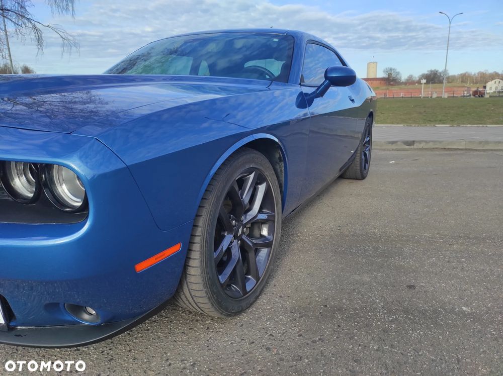 Dodge Challenger 5.7 R/T - 11