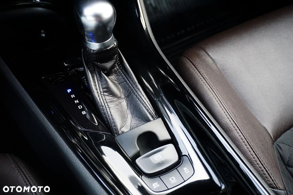 Toyota C-HR Business-Edition - 37