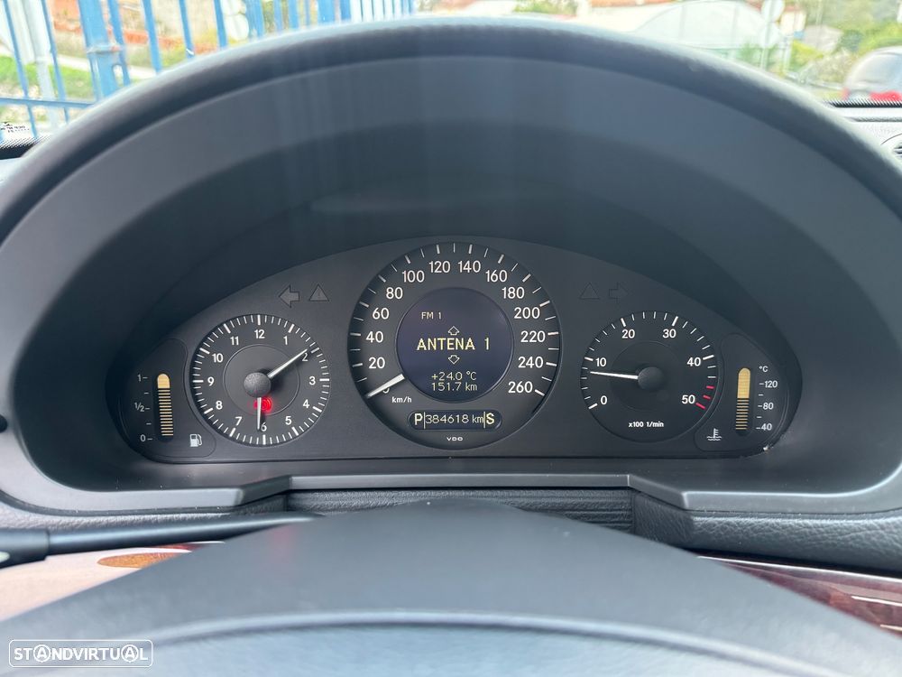 Mercedes-Benz E 220 CDI Auto Classic DPF - 18