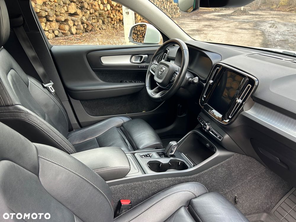Volvo XC 40 D3 Momentum Pro - 14