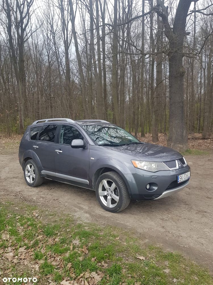 Mitsubishi Outlander 2.0 DID Intense - 2