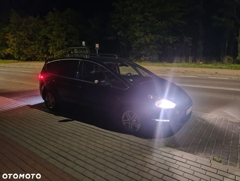 Ford S-Max - 14