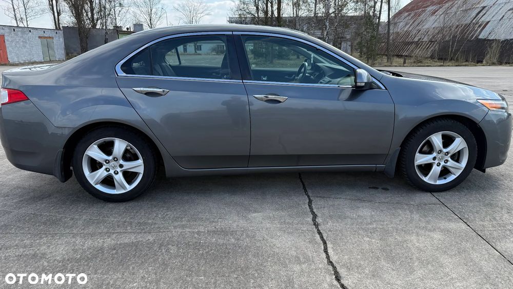 Honda Accord 2.0 Executive - 7