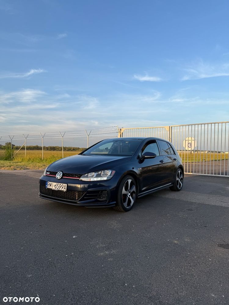 Volkswagen Golf GTI (BlueMotion Technology) - 1