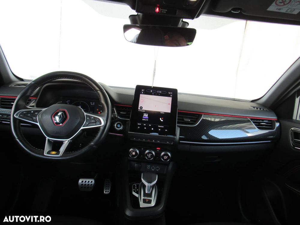 Renault Arkana E-TECH RS Line - 11