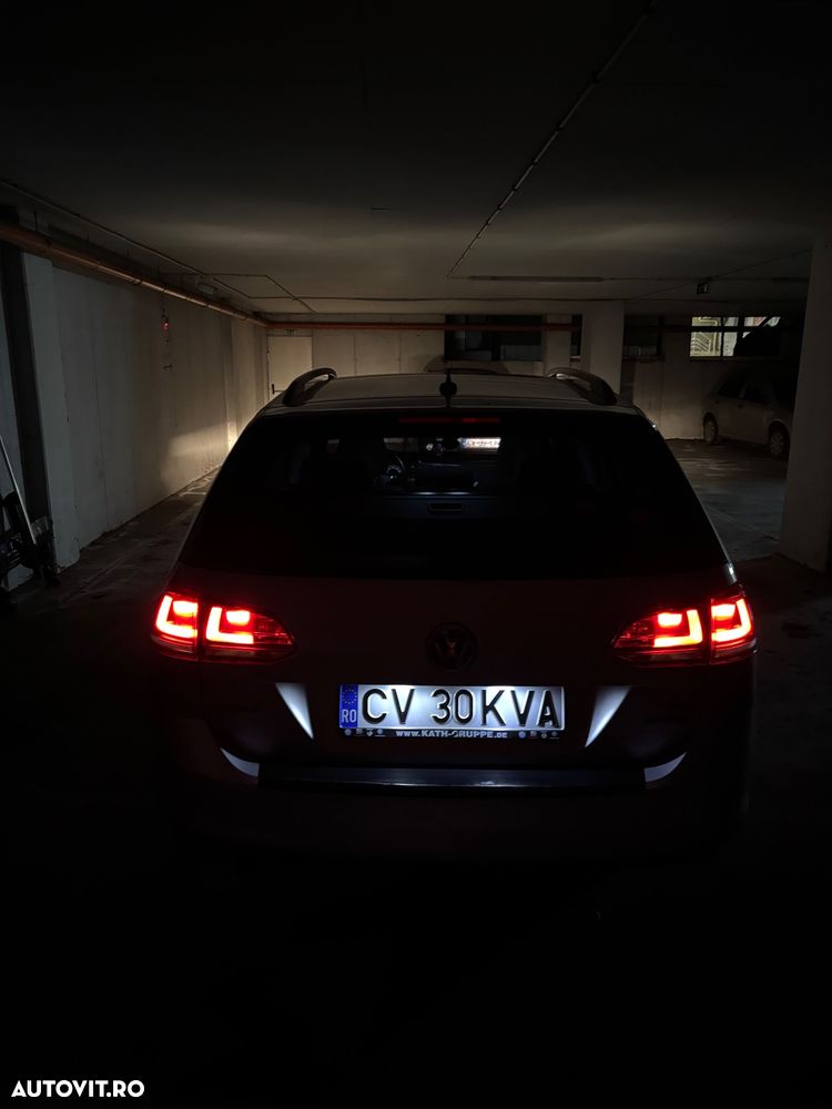 Volkswagen Golf - 17