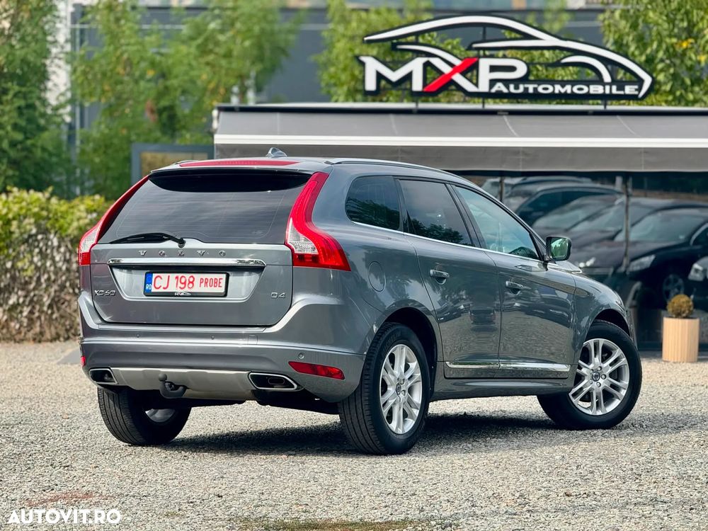 Volvo XC 60 D4 Geartronic Summum - 3