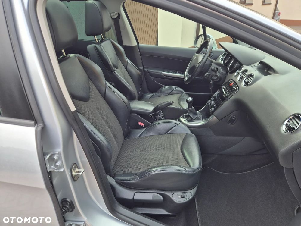Peugeot 308 120 VTi Platinum - 18