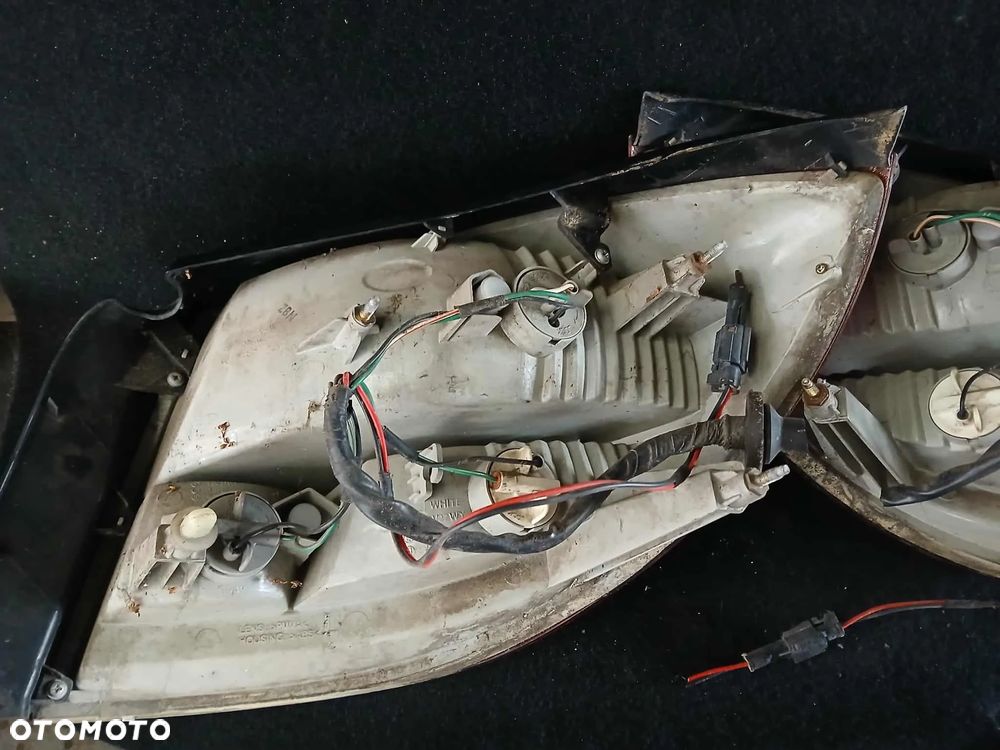 Kia Rio Lift Lampa tylna lewa, prawa - 4
