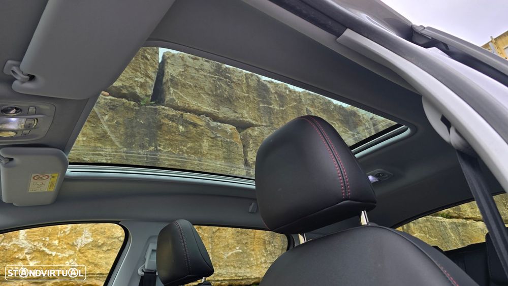 Peugeot 2008 1.2 PureTech GT Line EAT6 - 7