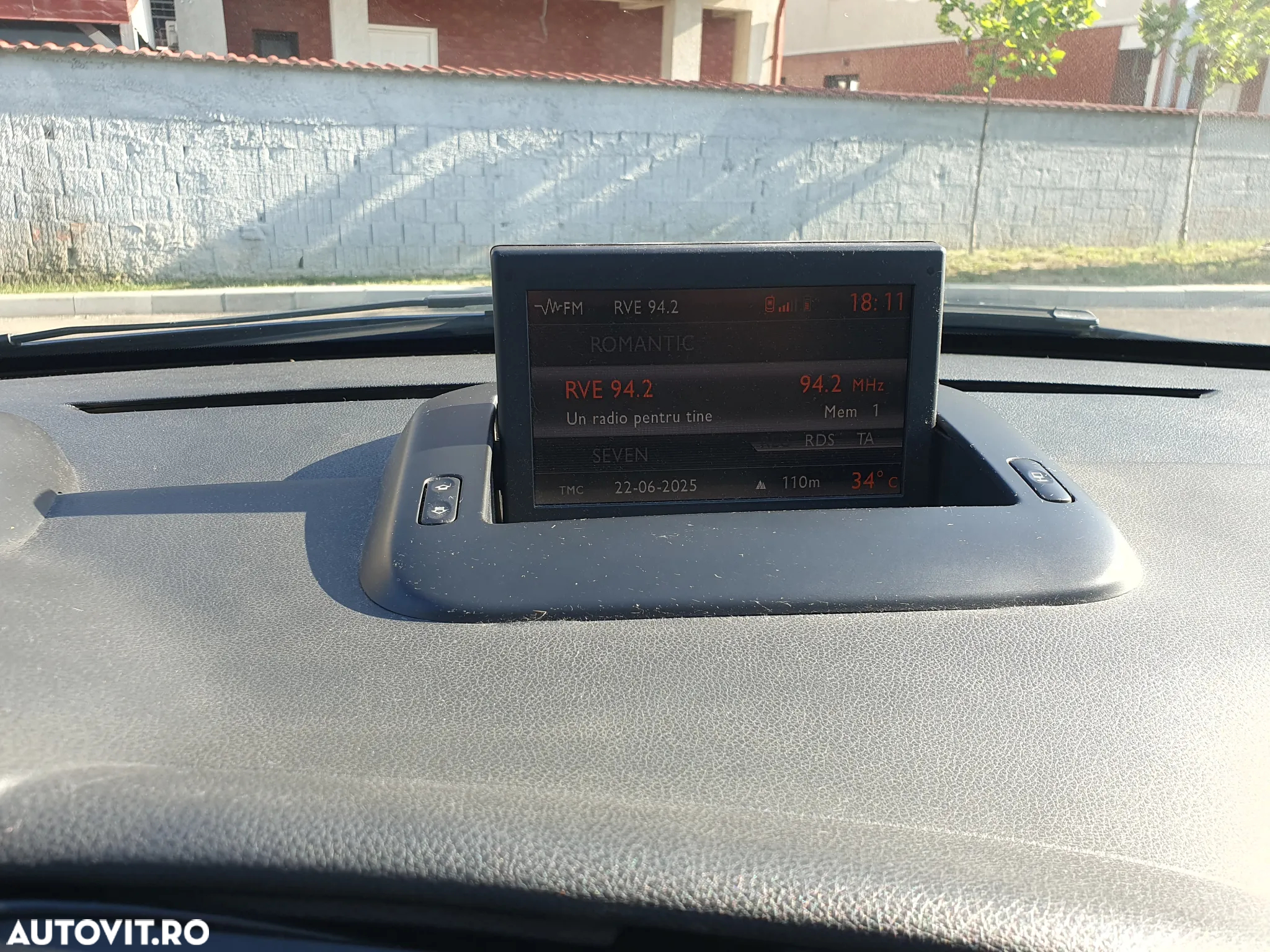 Peugeot 3008 e-HDi FAP 110 EGS6 Stop&Start Active - 28