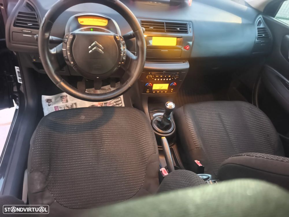 Citroën C4 1.6 HDi 110 VTR Pack - 9