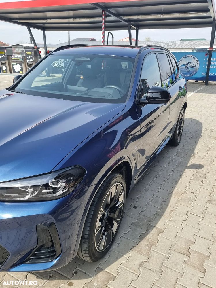 BMW iX3 - 3
