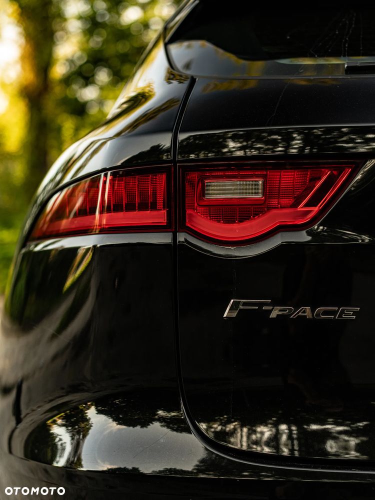 Jaguar F-Pace 2.0 i4D AWD R-Sport - 5