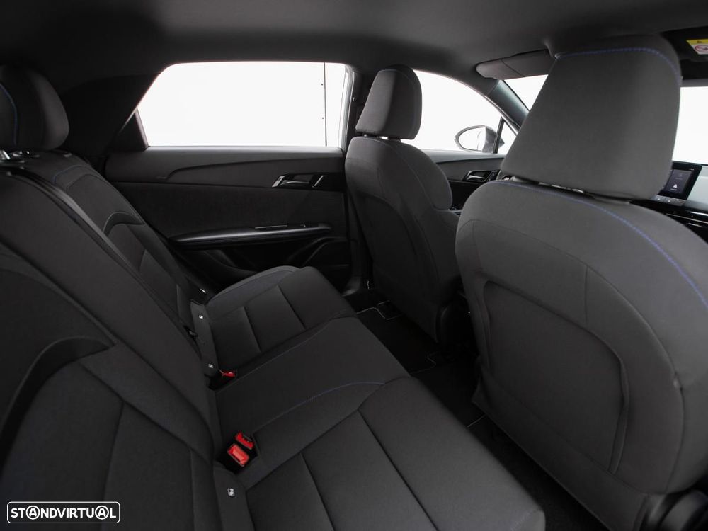 MG MG4 51 kWh Standard - 11