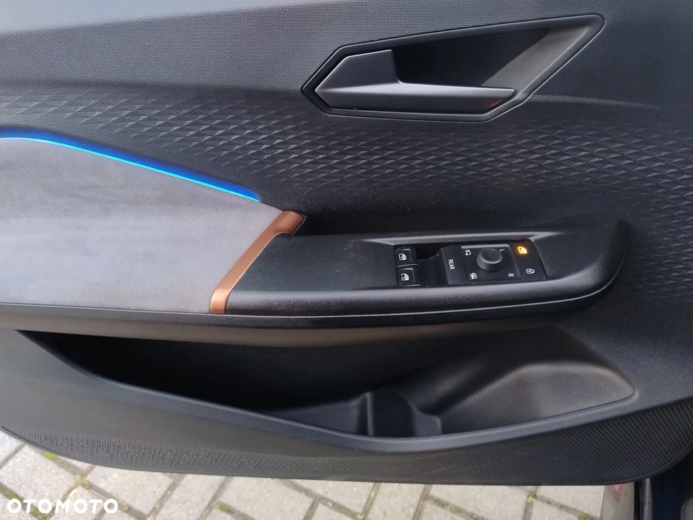 Cupra Born - 15