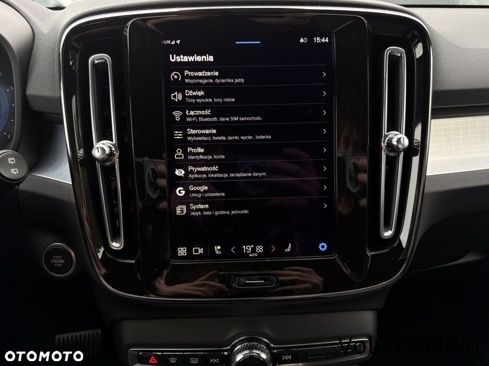 Volvo XC 40 - 23
