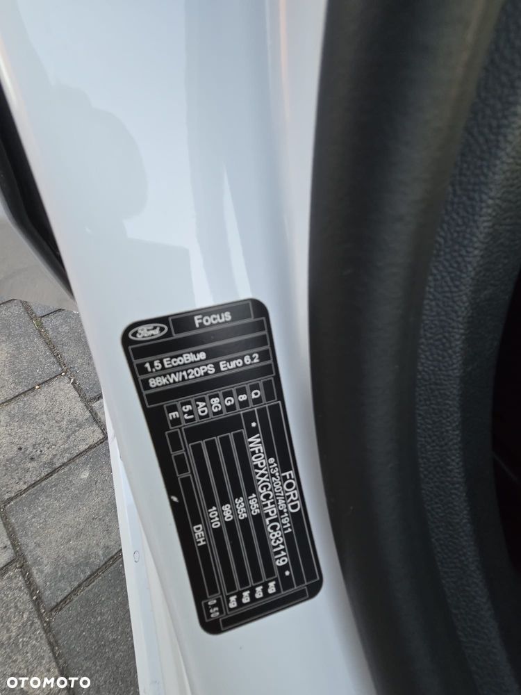 Ford Focus - 23