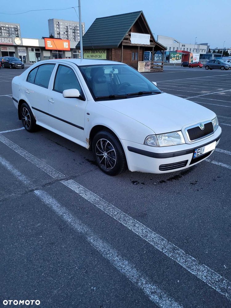Skoda Octavia - 1