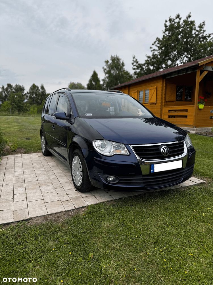 Volkswagen Touran 2.0 TDI DPF Comfortline - 2