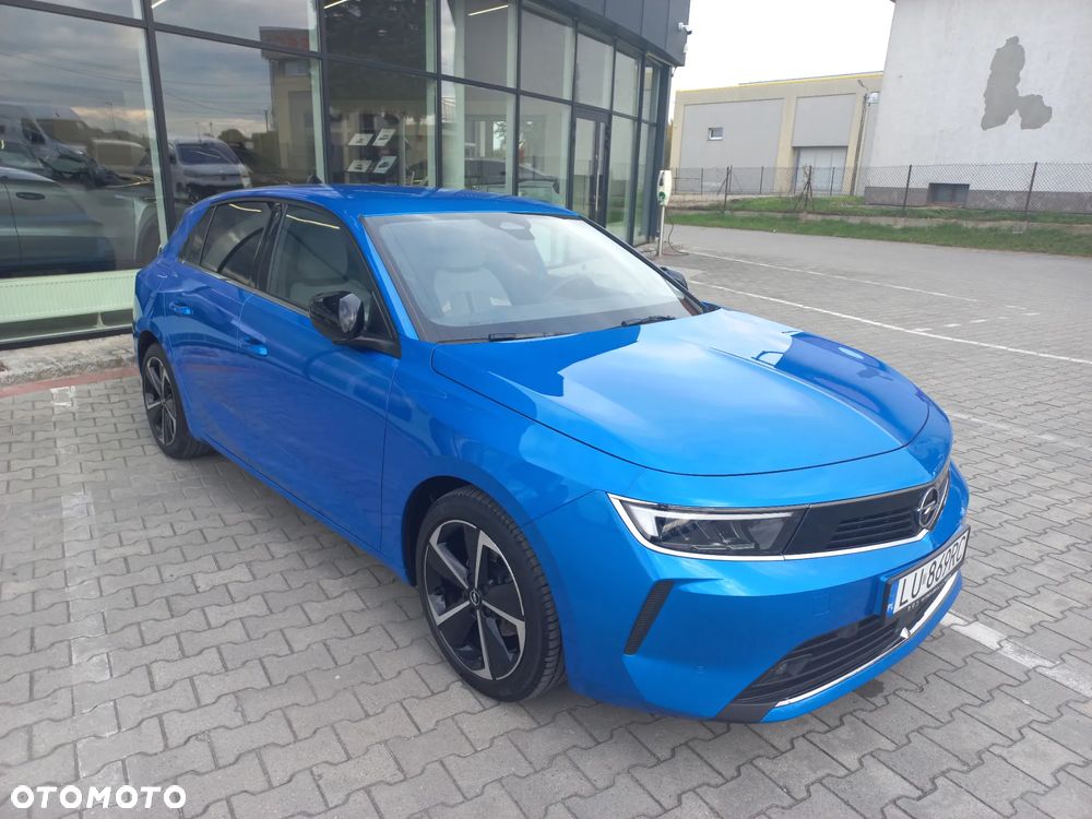 Opel Astra VI 1.2 T Elegance S&S - 3