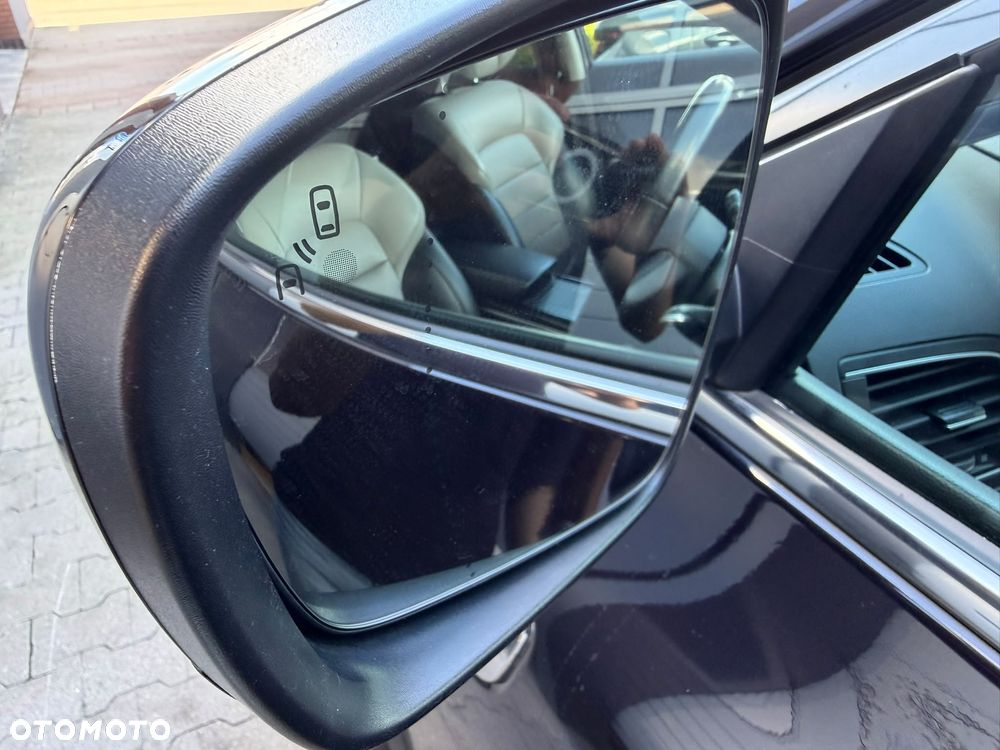 Renault Koleos 2.0 dCi Initiale Paris 4x4 X-Tronic - 4