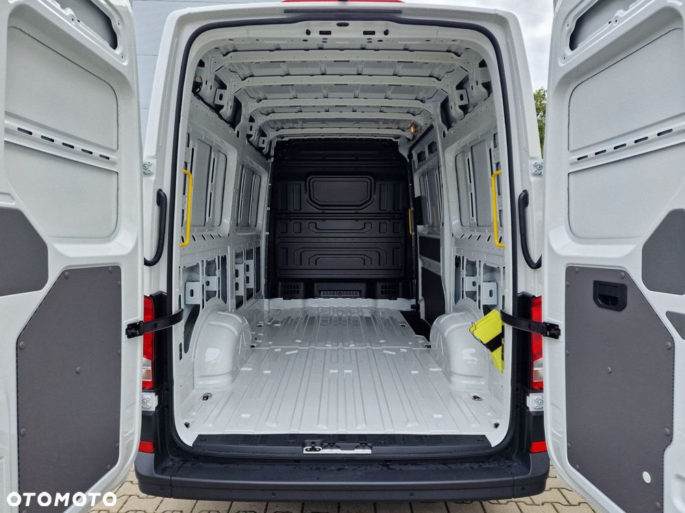 Volkswagen Crafter - 5