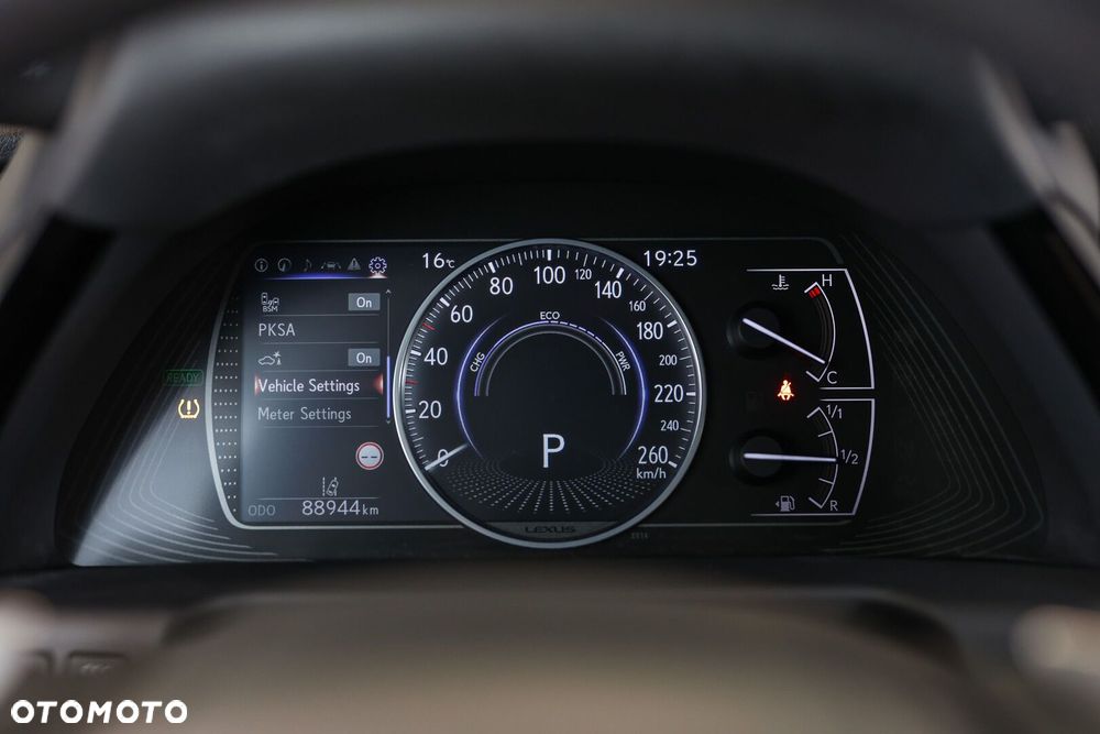 Lexus ES - 38