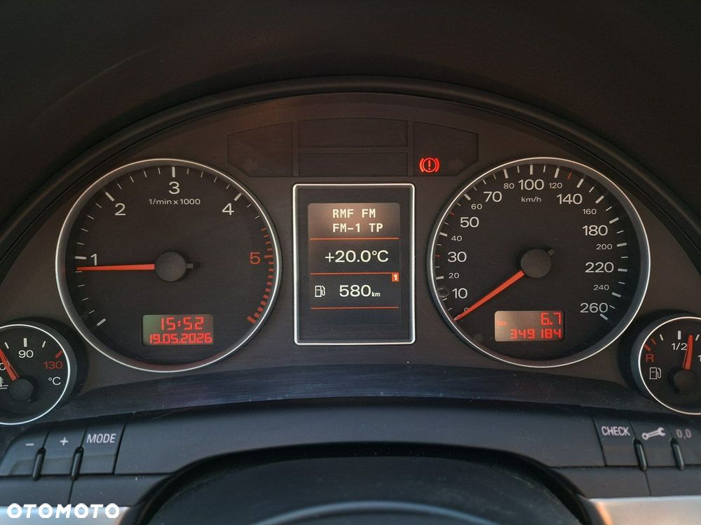 Audi A4 Avant 2.0 TDI - 19