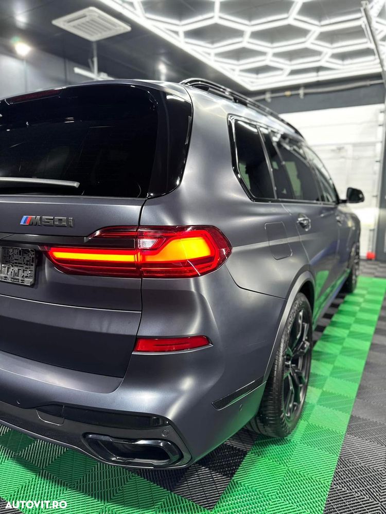 BMW X7 M50i - 8