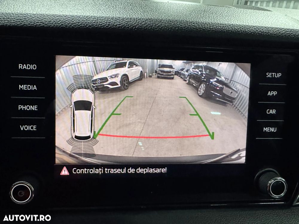 Skoda Karoq 2.0 TDI SCR 4x4 DSG Style - 36