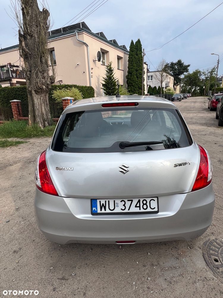Suzuki Swift 1.2 Comfort Plus - 4