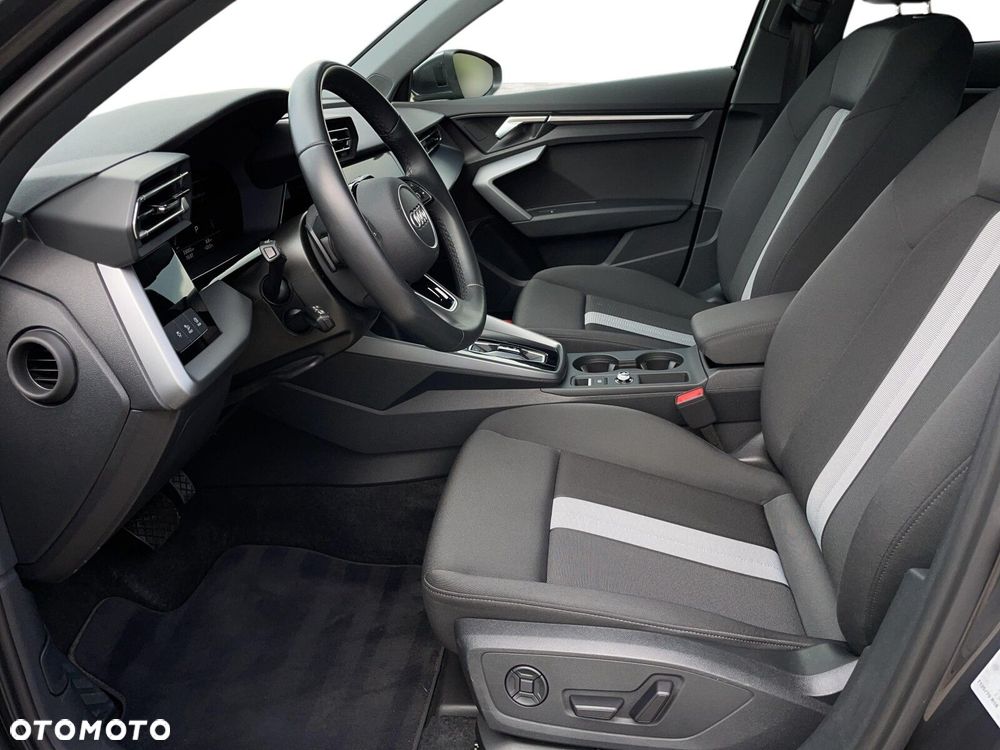 Audi A3 Sportback - 11