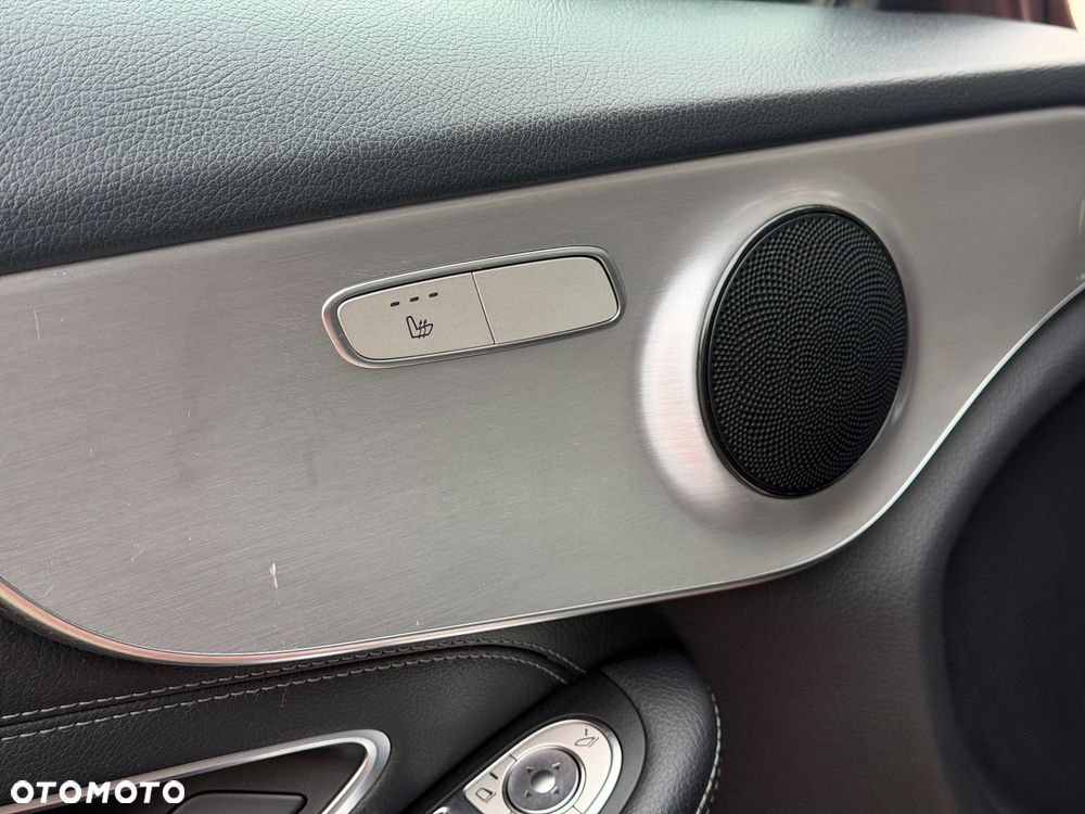 Mercedes-Benz Klasa C 200 9G-TRONIC AMG Line - 24