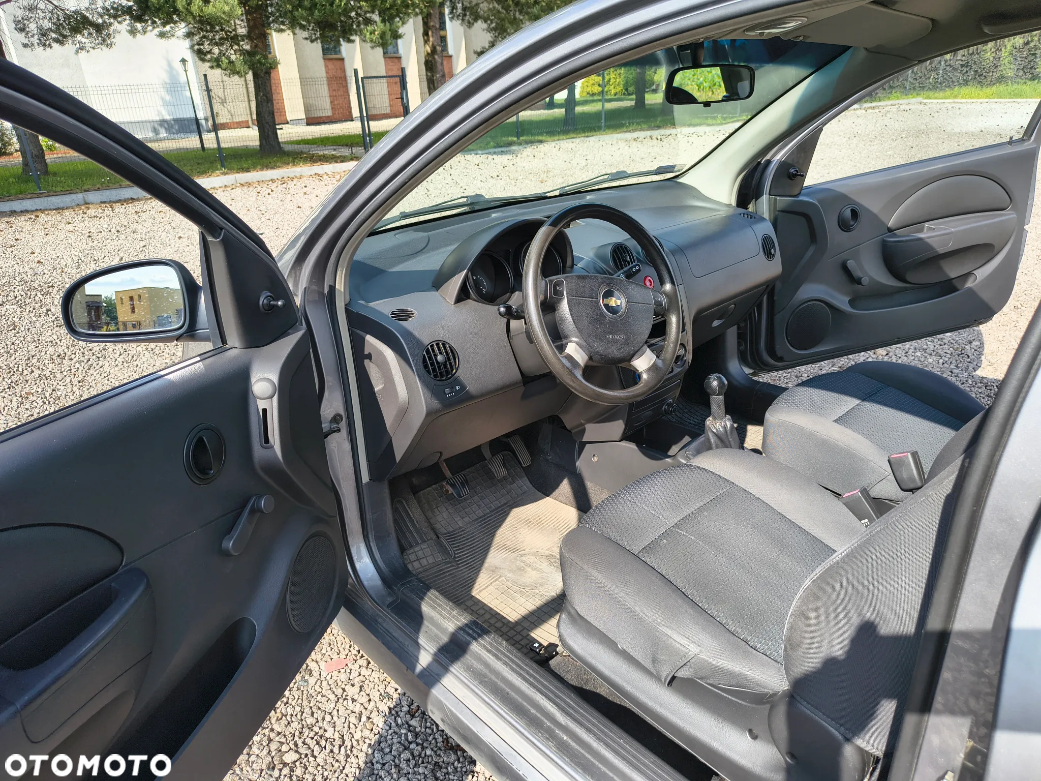 Chevrolet Aveo - 10